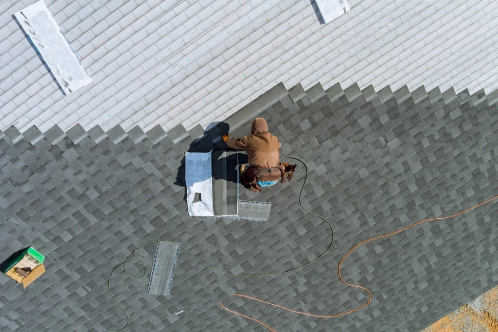 shingle roofer house