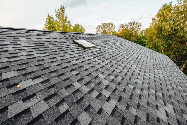 finished-asphalt-shingles