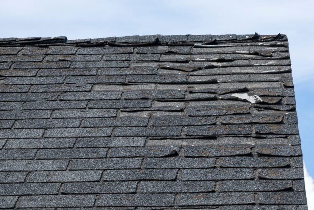 how long do asphalt shingle roofs last in oklahoma city ok shingles falling